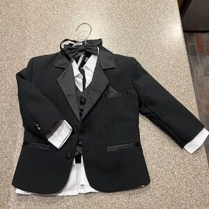Toddler Boy Formal Suit Size 2T